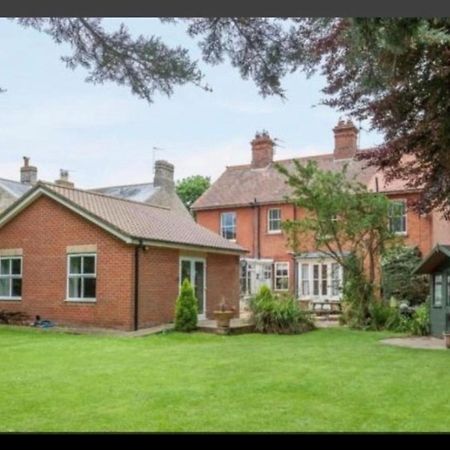 The Old Surgery In Kessingland Villa Lowestoft Bagian luar foto